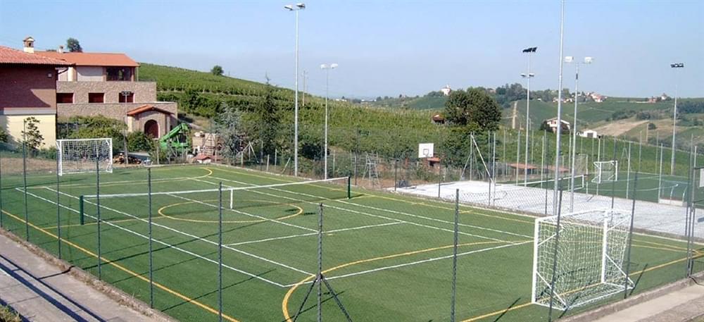 synthetic grass tennis court
