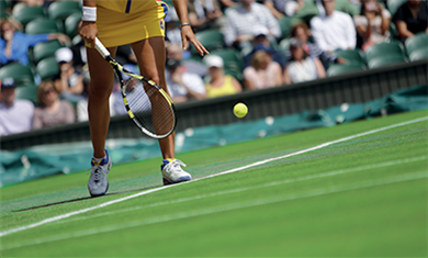 Synthetic turf for tennis courts
